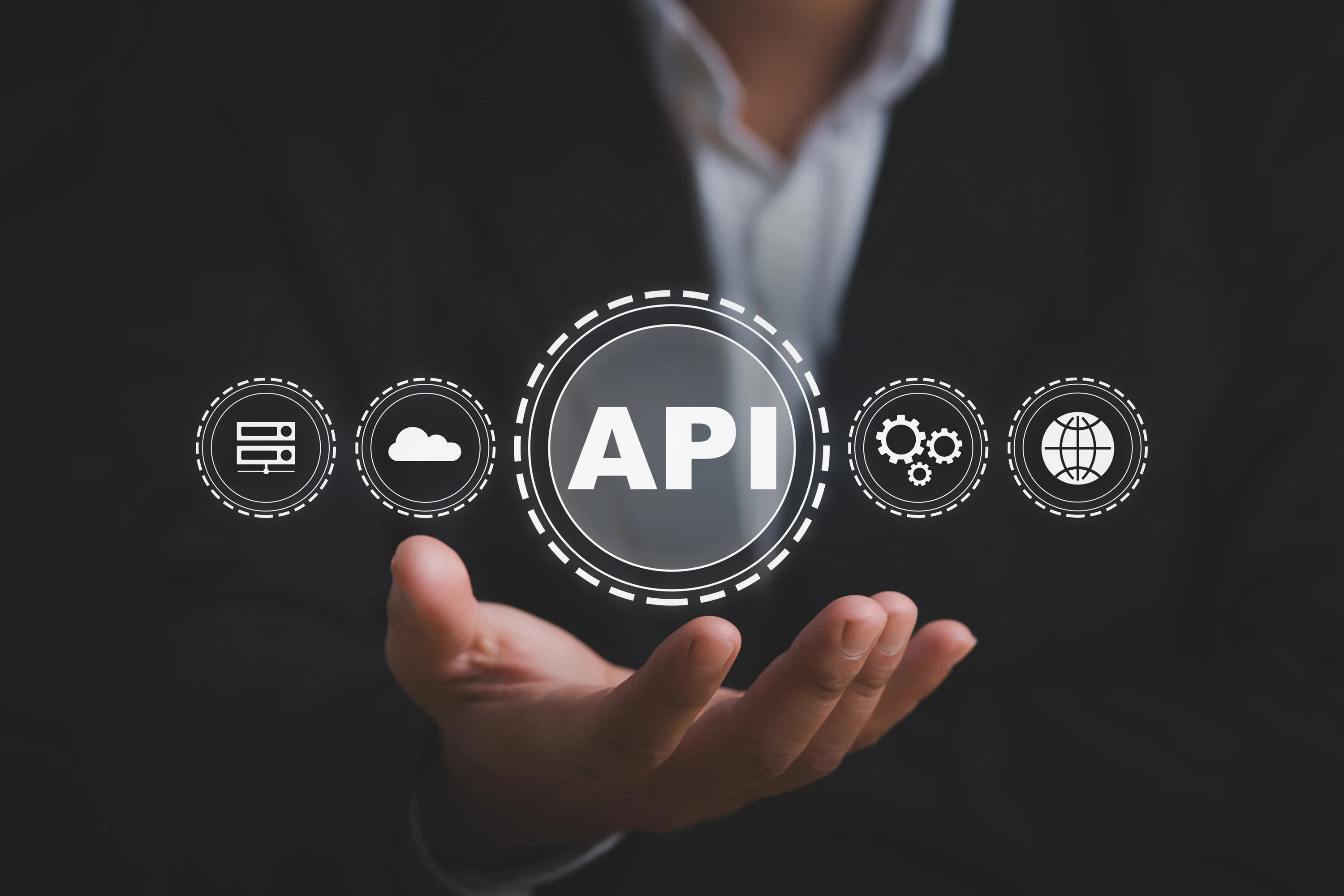 Automatización de procesos mediante APIs para optimizar su operación.
